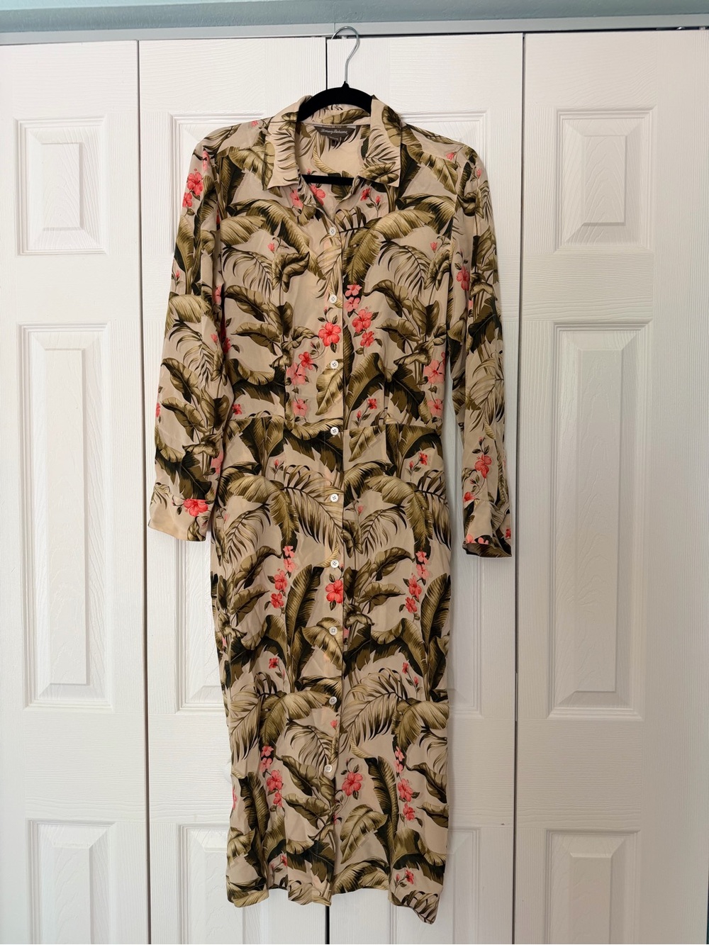 Tommy Bahama Beige Tropical 100% Silk Maxi Shirt Dress with Pink Floral